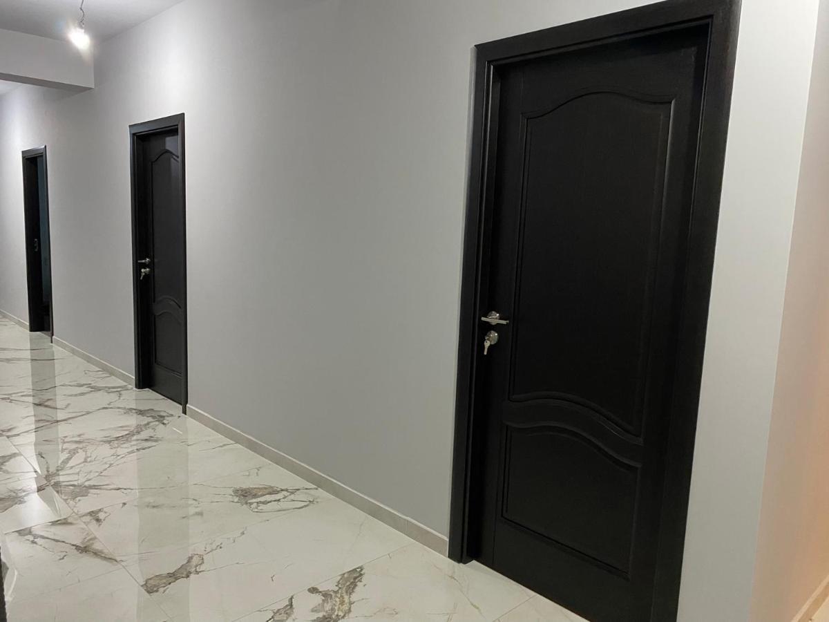 Modern House Hotell Sighetu Marmaţiei Eksteriør bilde