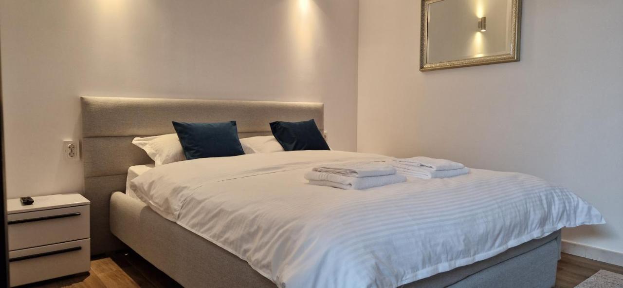 Modern House Hotell Sighetu Marmaţiei Eksteriør bilde