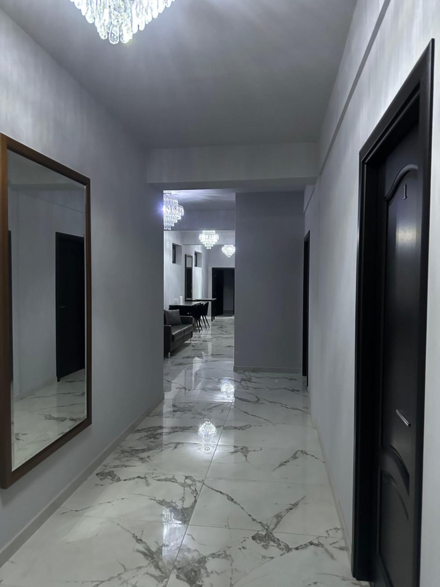 Modern House Hotell Sighetu Marmaţiei Eksteriør bilde